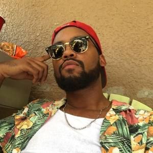 Meet your Posher, Malik